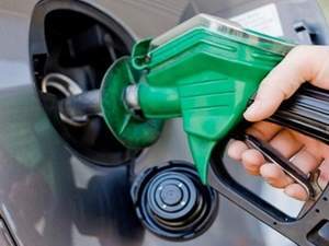 Taner Yıldız: ''Dolar arttıkça benzin de artar''