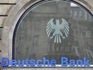 Katar Emiri Deutsche Bank'a ortak oluyor