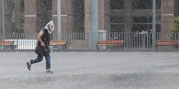 İstanbul'da 'kararsızlık' yağışları