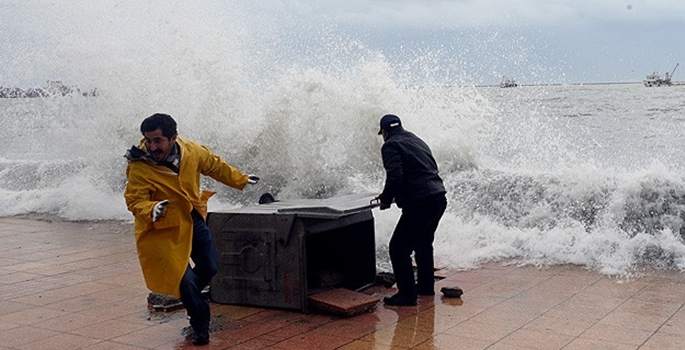 Marmara'da kuvvetli fırtına uyarısı