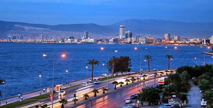 İzmir, 3 metropol arasında en 'ekonomik' şehir