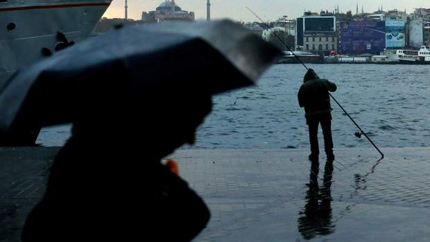 Meteoroloji uyardı: İstanbul gece saatlerinden itibaren sağanak yağışlı