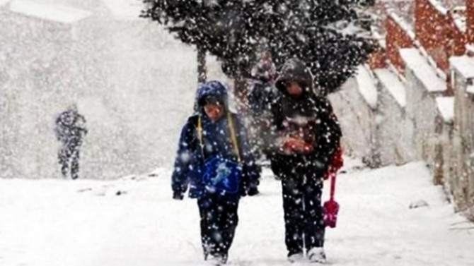 Ankara ve 17 ilde kar tatili