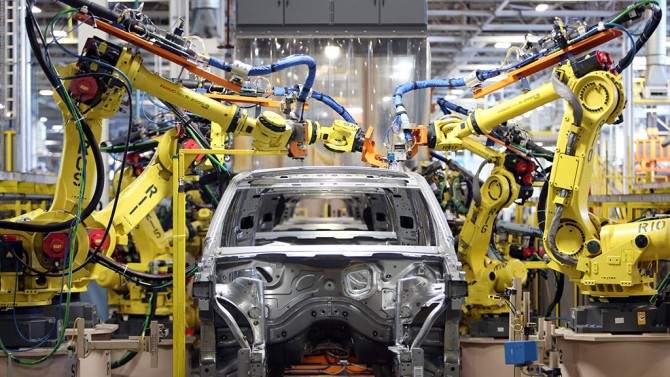 'Otomotiv pazarı 2017'de yüzde 8 daralacak'