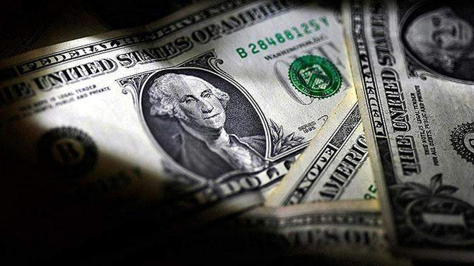 Dolar 3.70'e yaklaştı