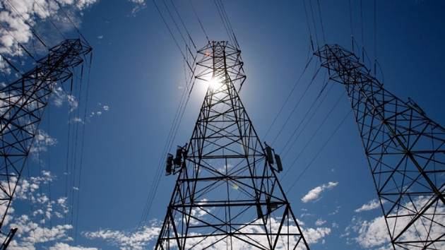Yerli enerjiyle ithal elektriğin faturası yüzde 36 azaldı