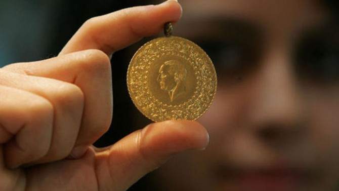 Altının gramı güne yatay başladı