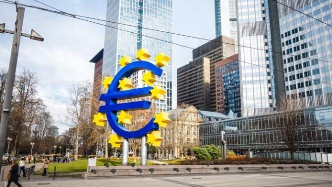 Euro Bölgesi'nde ekonomik faaliyet 82 ayın zirvesinde