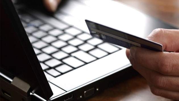 İnternetten kartla alışverişe onay süresinin 2018'e uzatılması KOBİ'leri sevindirdi