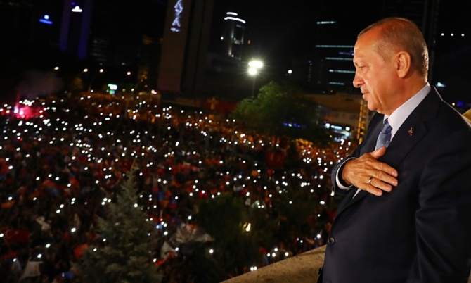 Yeni sistemin ilk cumhurbaşkanı Erdoğan