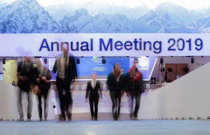 Davos zirvesinde patronlara güven çıktı