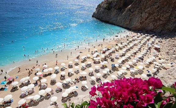 Turizm geliri yıllık yüzde 17 arttı: Rekor seviyeye ulaştı