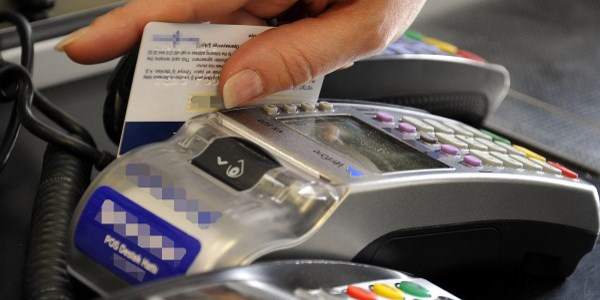 Tüketimde kartlı ödemelerin payı azalıyor