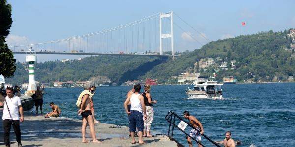 Aşırı sıcaklar İstanbulluları bunalttı