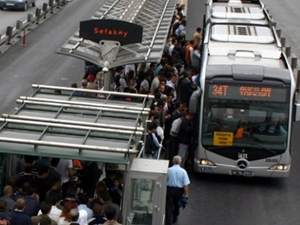 Avcılar metrobüs durağı 45 gün kapalı