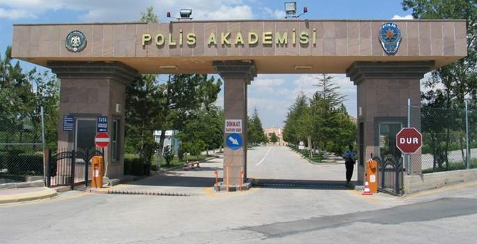 Polis Akademisi'ne 2 bin 500 öğrenci alınacak