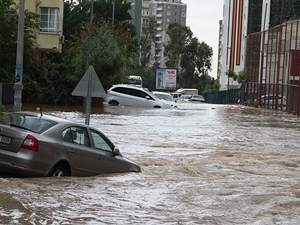 Karadeniz'de kuvvetli yağış uyarısı
