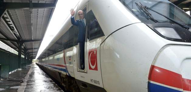 Antalya hızlı demiryoluna kavuşuyor