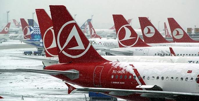 Hava ulaşımına kar engeli: 155 uçuş iptal
