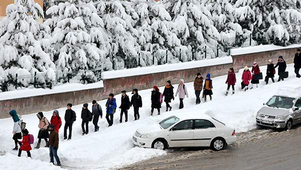 Sivas'ta eğitime kar engeli