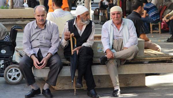 Türkiye’nin yaşlı nüfusu arttı