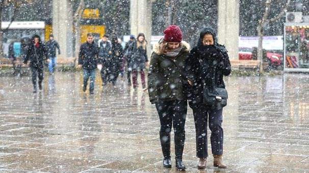Meteoroloji uyardı! İstanbul'a kar o gün geliyor...