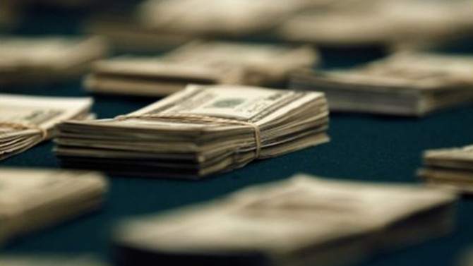 Hazine, 1.25 milyar dolar borçlandı