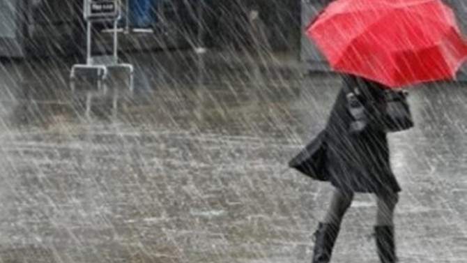 Mersin'de aşırı yağış nedeniyle okullar tatil edildi