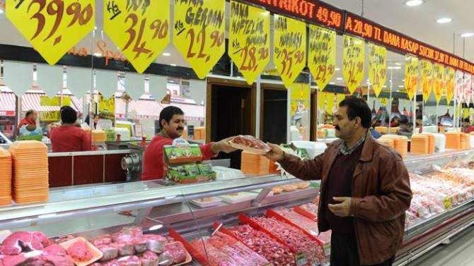 Ucuz et satışı etkili oldu, et fiyatları yüzde 10-15 geriledi